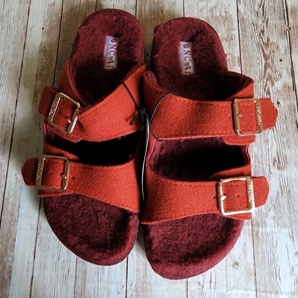 Burgundy Fuzzy Buckle Sandals - Size 9 or Size 10 - Picture 7 of 10